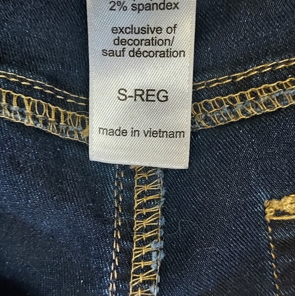 Jeans - Picture 2 of 3